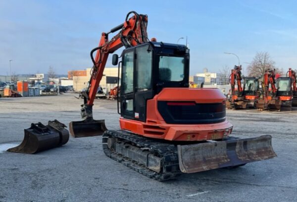 JCB 86C-1TAB