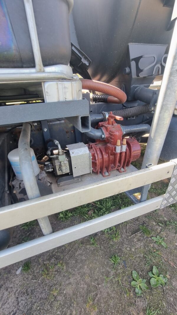 Whale Tanker 7000 litri