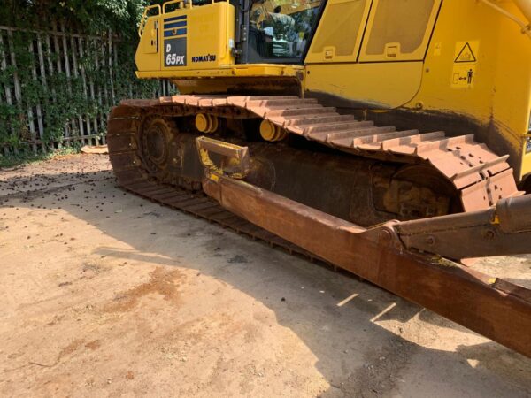 Komatsu D65PX-18