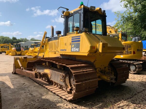 Komatsu D65PX-18