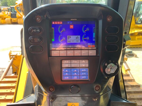 Komatsu D65PX-18